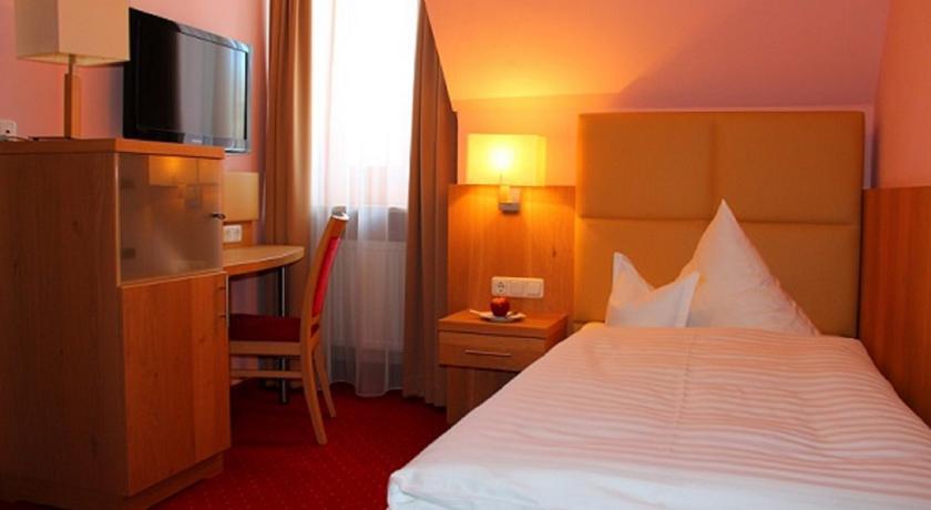 Hotel-Gasthof-Kohlmeier Kranzberg Стая снимка